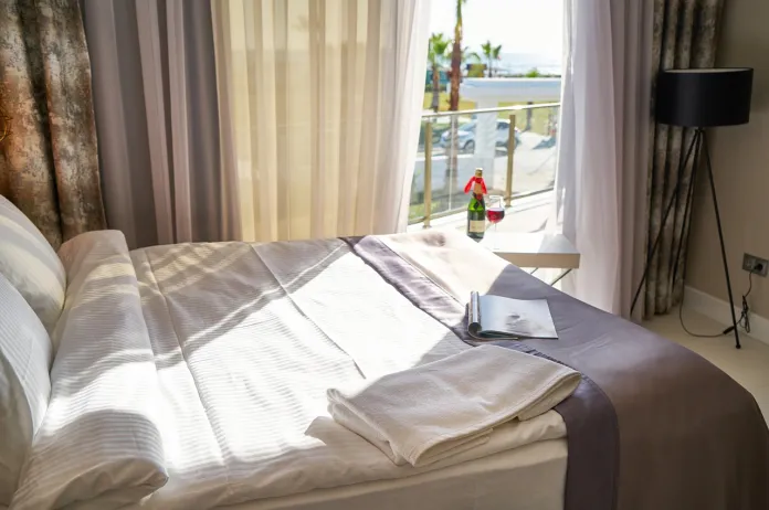 Hotel 3976622 1280