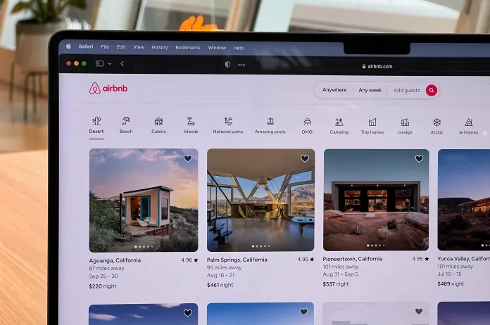 Airbnb website