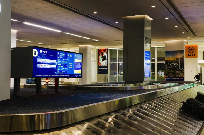 Baggage claim carousel scaled e1775889673413
