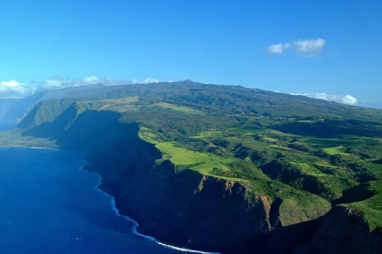 Molokaiseacliffs