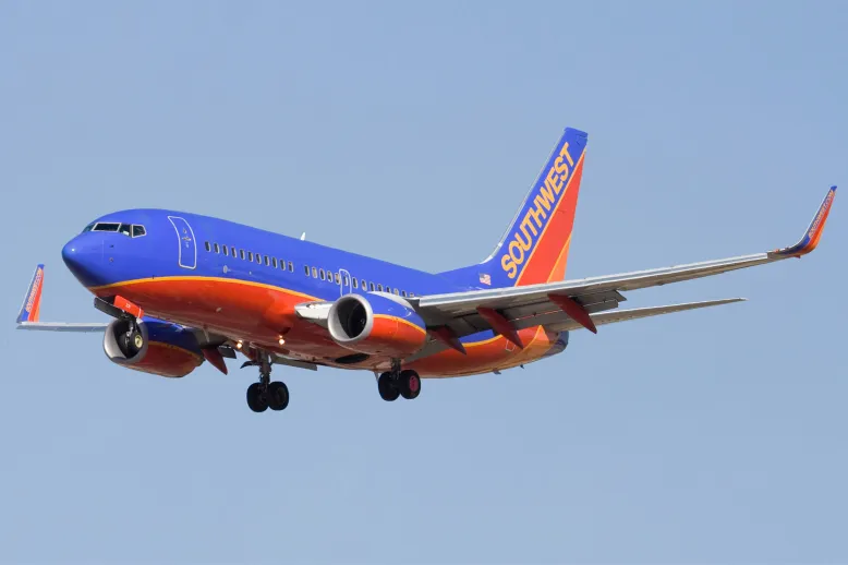 Southwest airlines boeing 737 7h4 n231wn