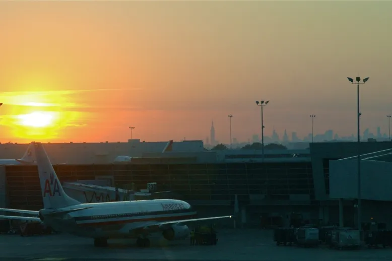 Airport 263928 1280