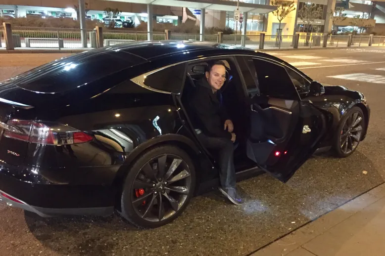 New Way to Ride in Style to the Airport and the Upcoming Portland Rose Festival