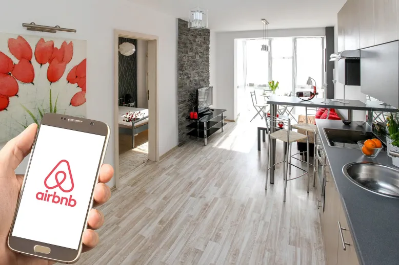 Airbnb 3399753 1920