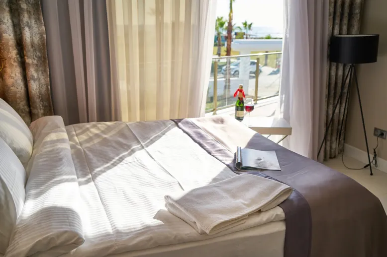 Hotel 3976622 1280