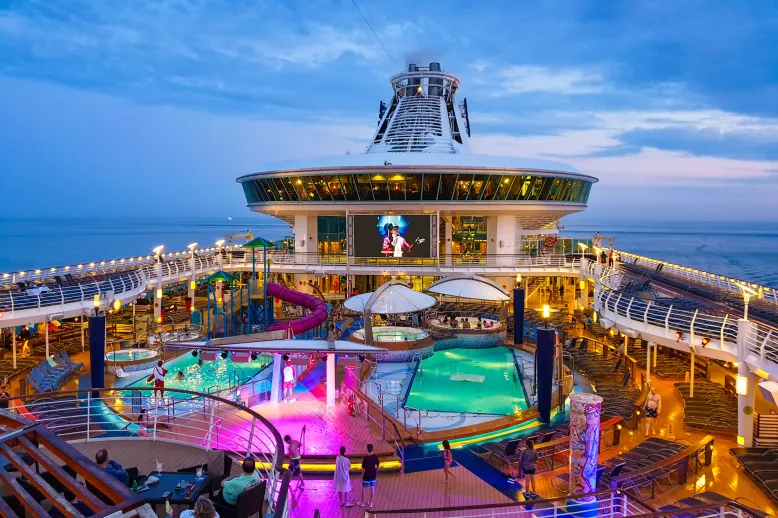 On board of a cruise