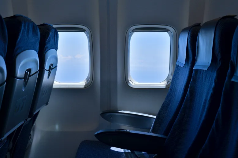 Airplane seat