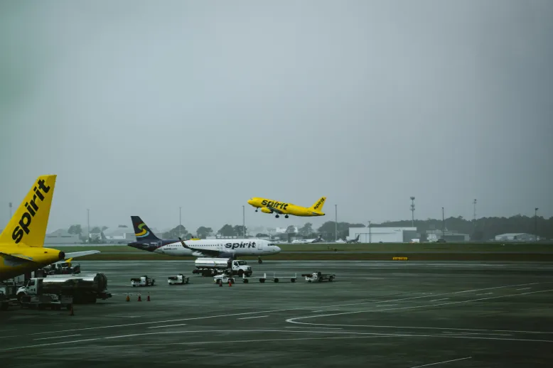 Spirit airplanes