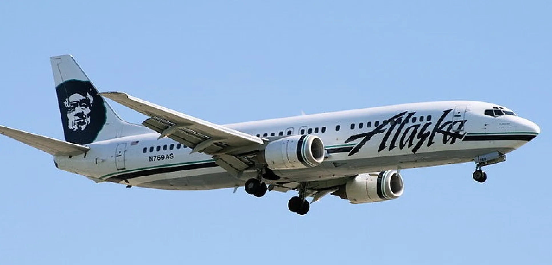 Alaska airlines plane