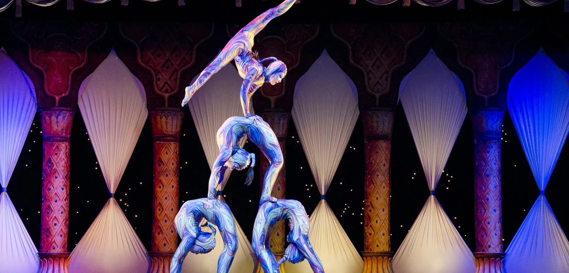Acrobats 412011 1280