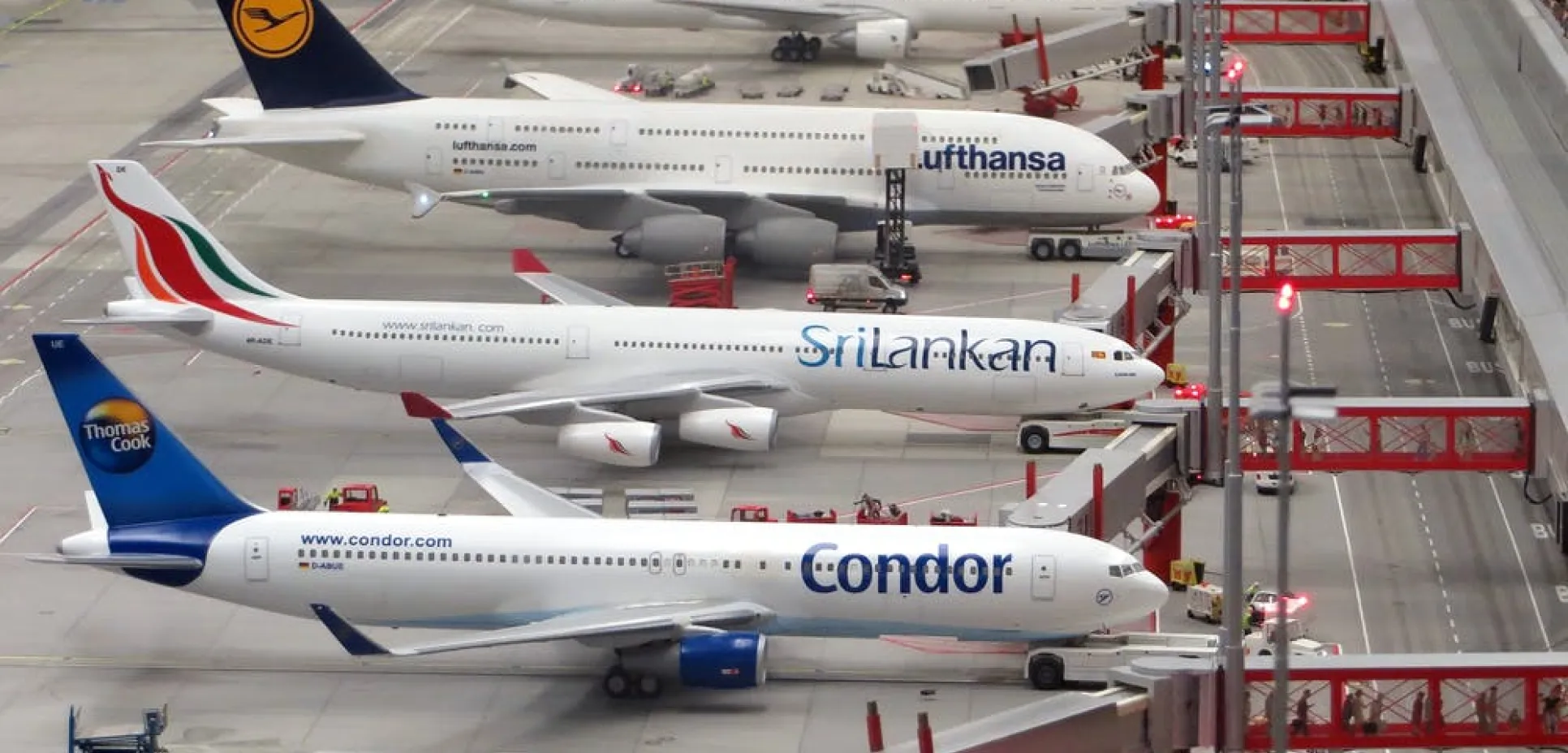 Model planes