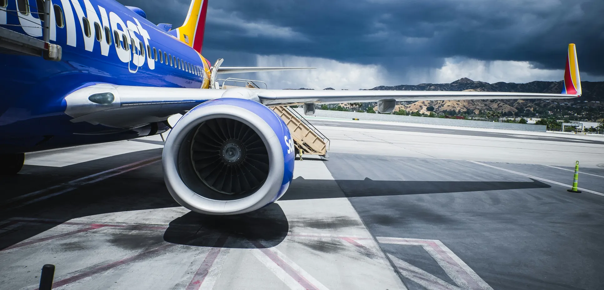 Plane engine