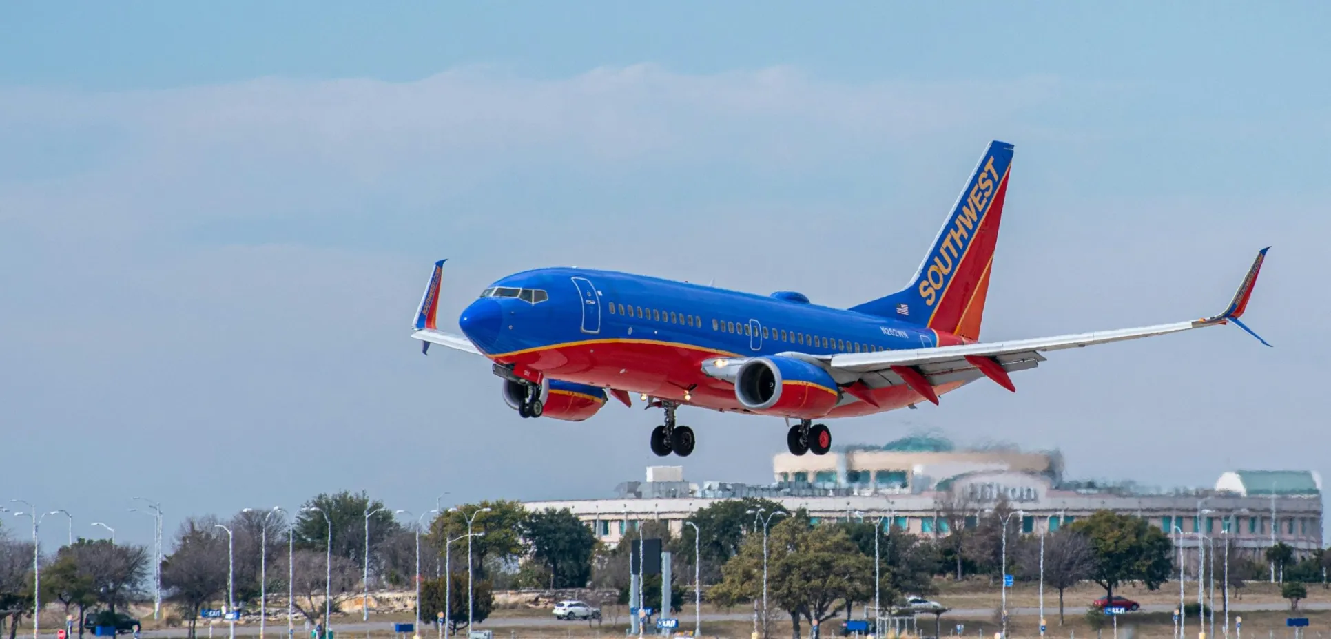 Southwest plane landing