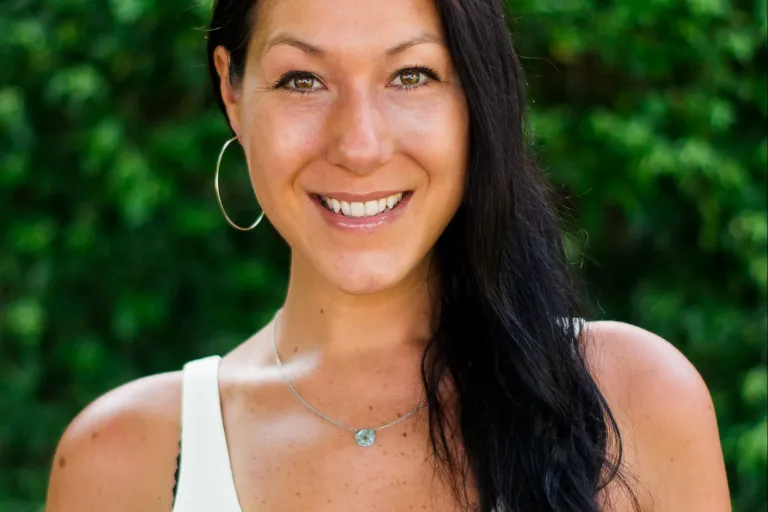 Travel coach Sahara Rose