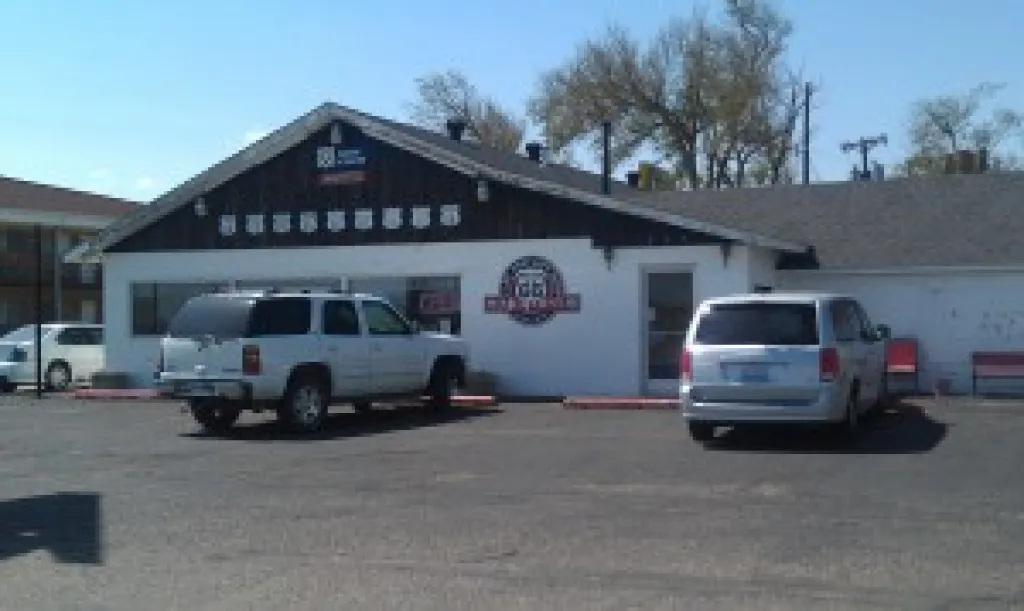 Midpoint cafe today1