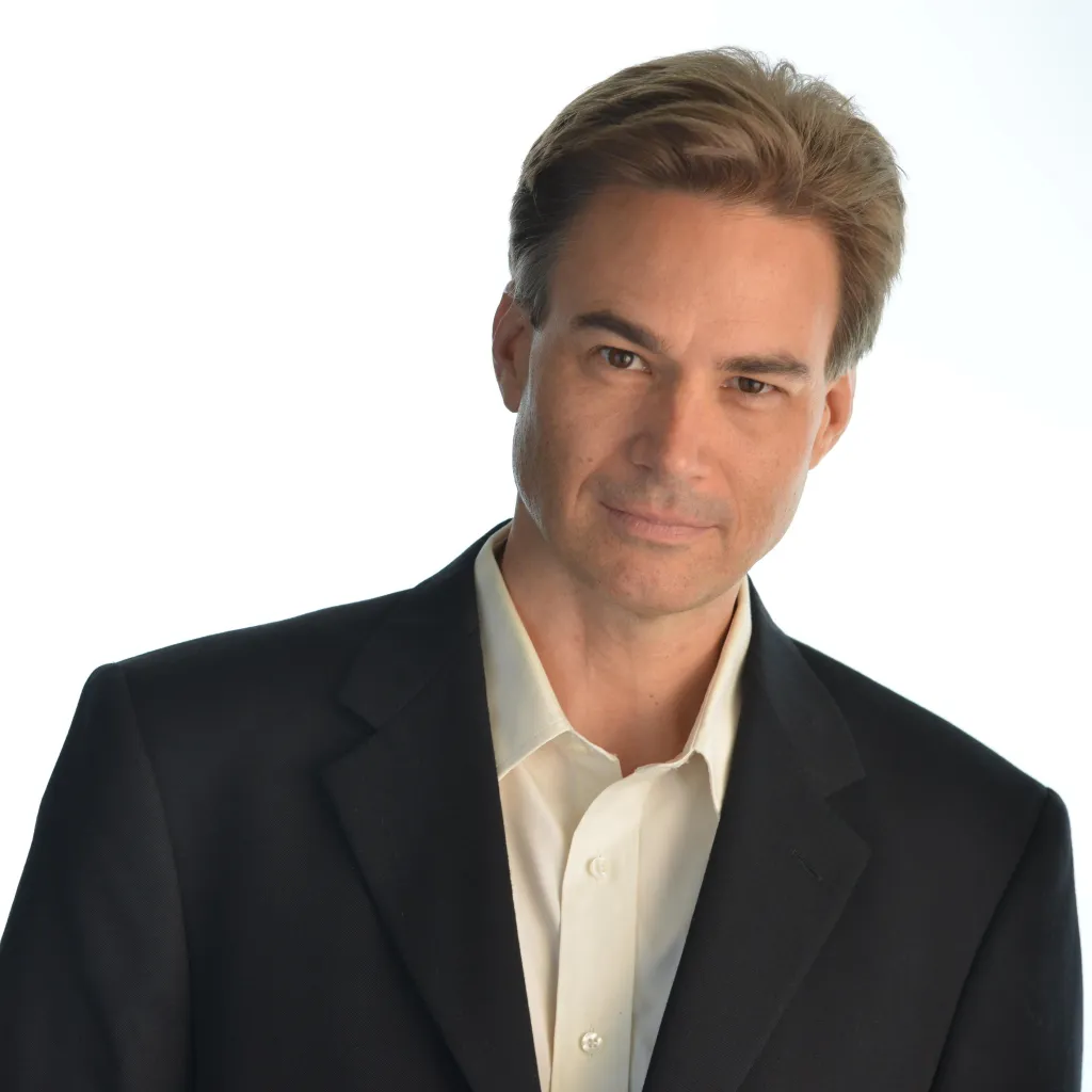 Christoper elliott